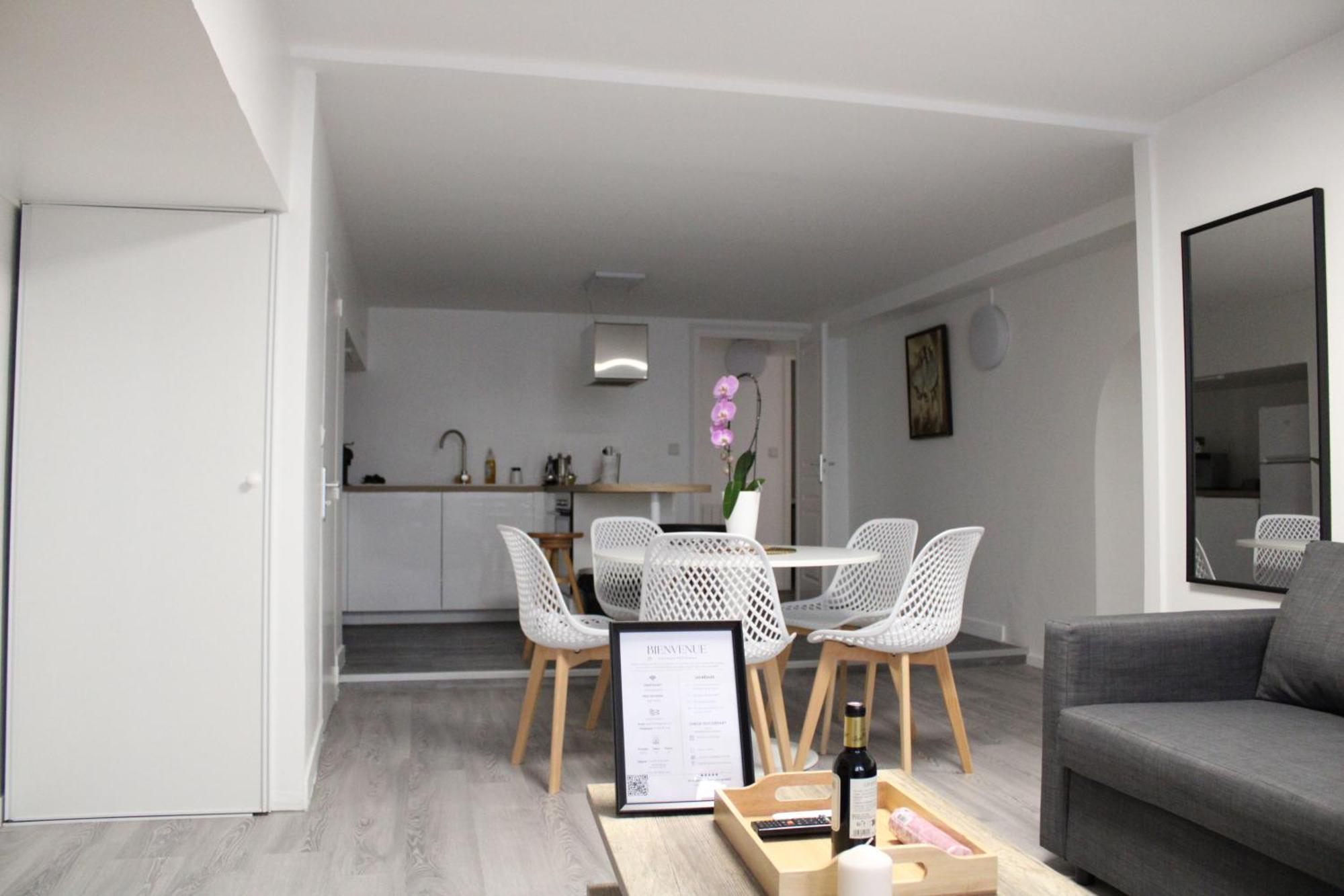 Bel Renove - Place Du Palais Avec Parking Apartamento Burdeos